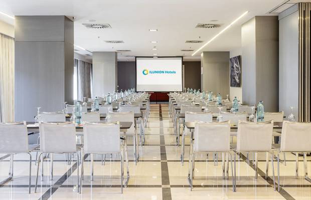 Formación A+B Room Hotel ILUNION Aqua 4 Valencia